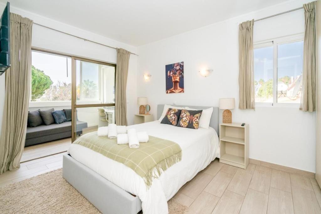 Spacious 1 Bed In Vilamoura, Fast Wifi & Pool Куартейра Екстер'єр фото